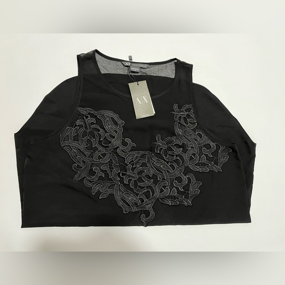 NWT - Armani Exchange lace appliqué blouse - size L - Picture 9 of 14